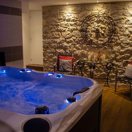 Logis Hotel Aux Berges De L'Aveyron Onet-le-Château Dış mekan fotoğraf