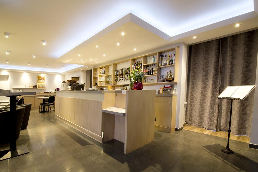 Logis Hotel Aux Berges De L'Aveyron Onet-le-Château Dış mekan fotoğraf